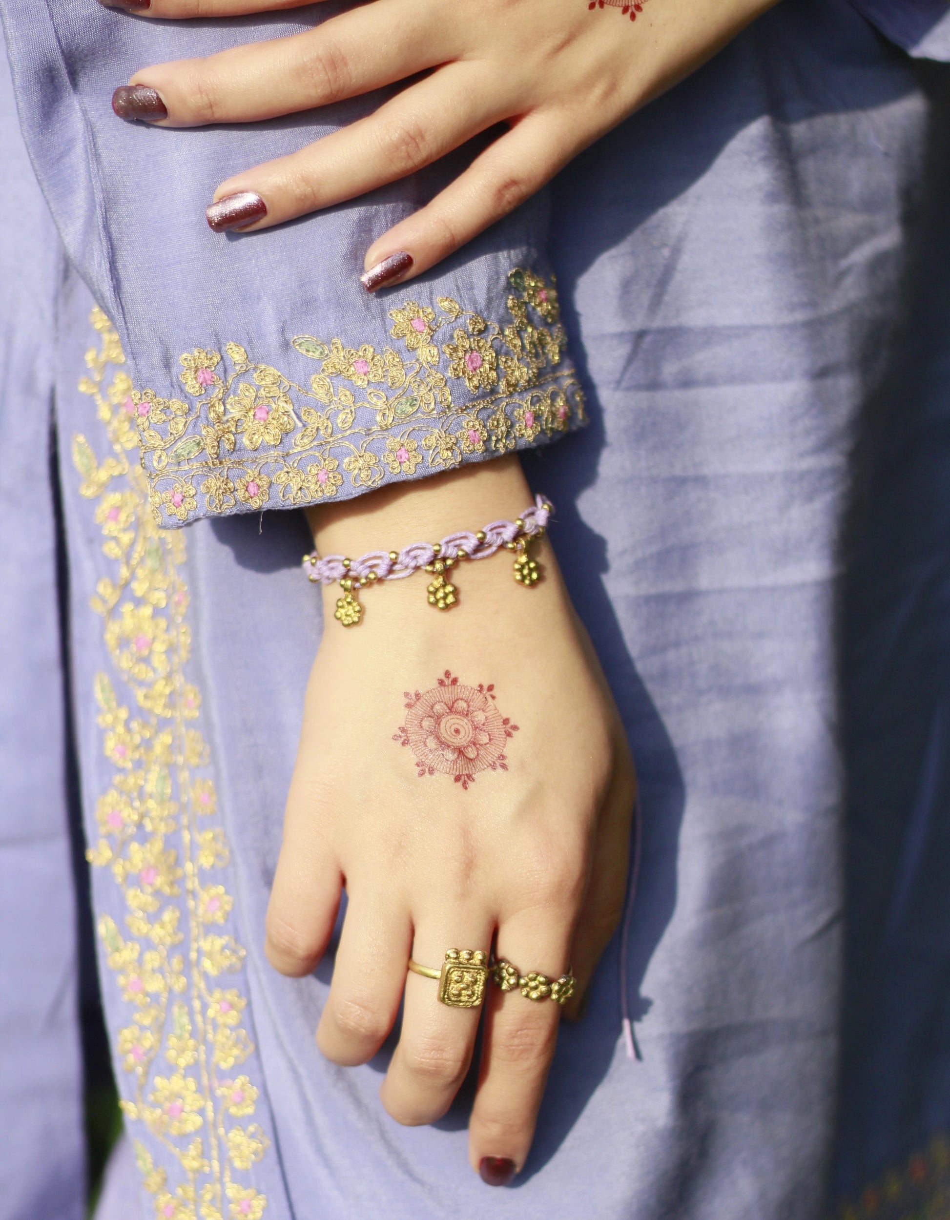 Gul-e Yas Ring